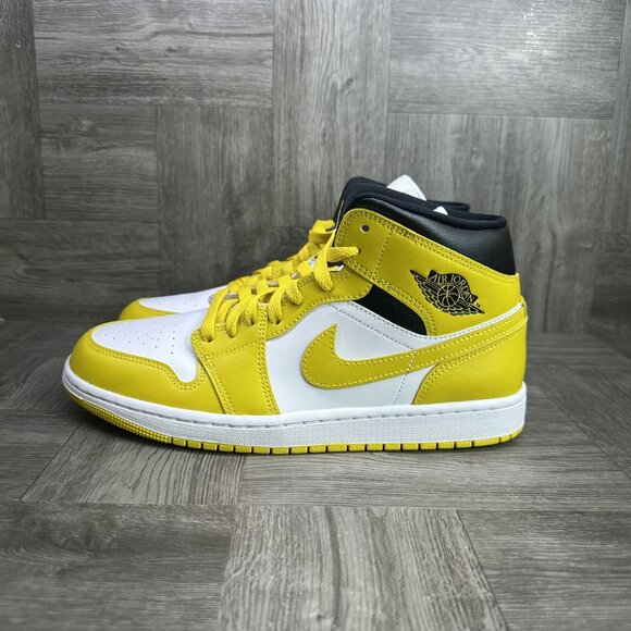 Jordan 1 Mid Women's size 10 Vivid Sulfur Shoes BQ6472-170 - Picture 5 of 8
